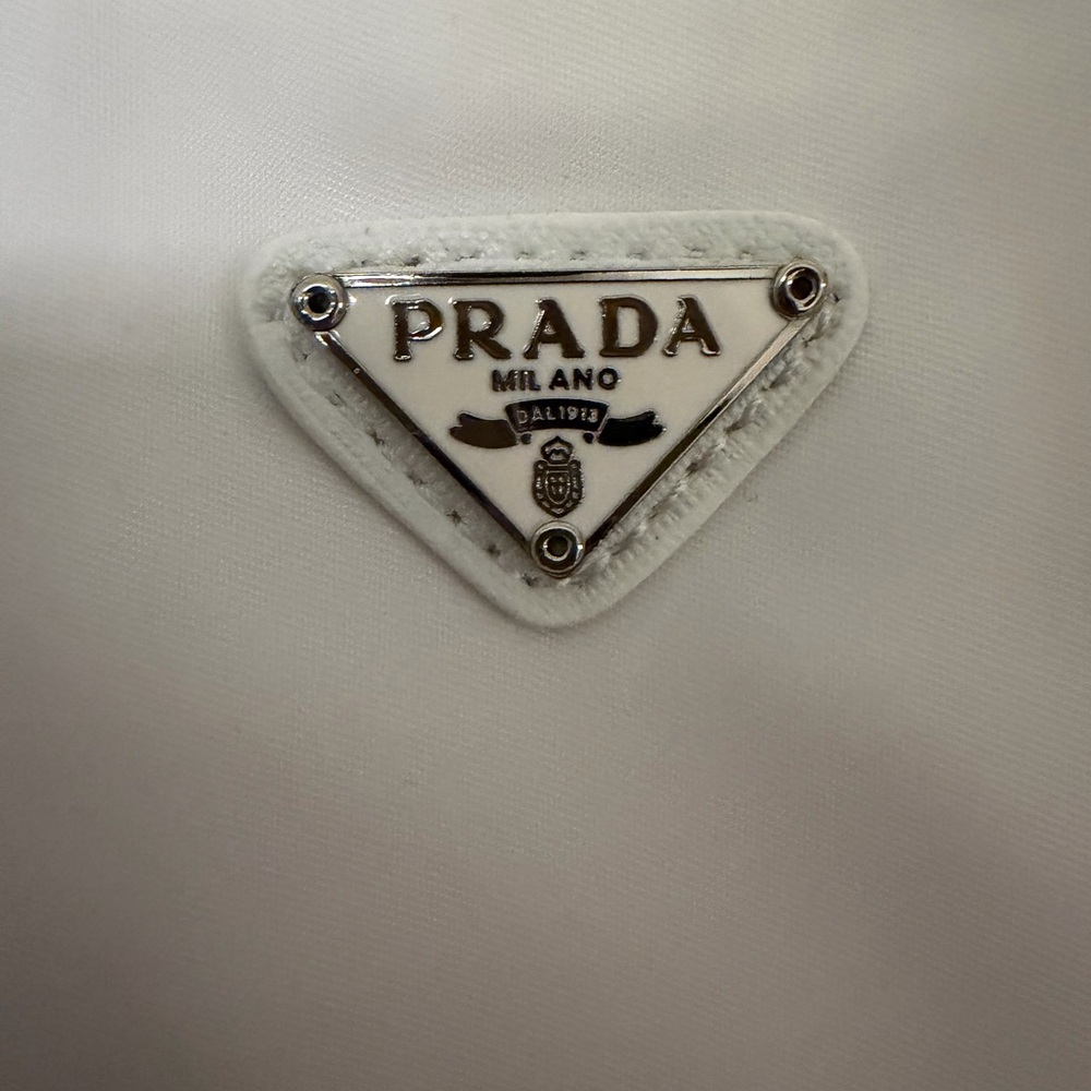 Prada Re-Edition 2000 Re-Nylon Mini Bag White WITH RECEIPT - Picture 3 of 7